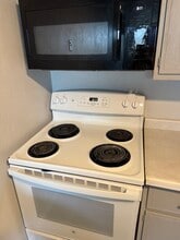 770 University Ave in Dubuque, IA - Building Photo - Building Photo