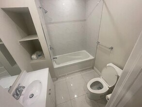 10 McCowan Rd in Toronto, ON - Building Photo - Building Photo