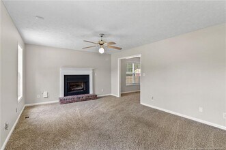 1508 Quail Hollow Ct in Fayetteville, NC - Building Photo - Building Photo