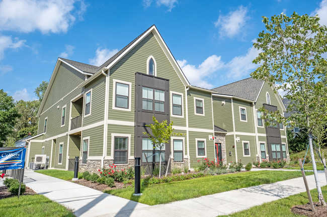 Cardinal Point in Grand Rapids, MI - Foto de edificio - Building Photo