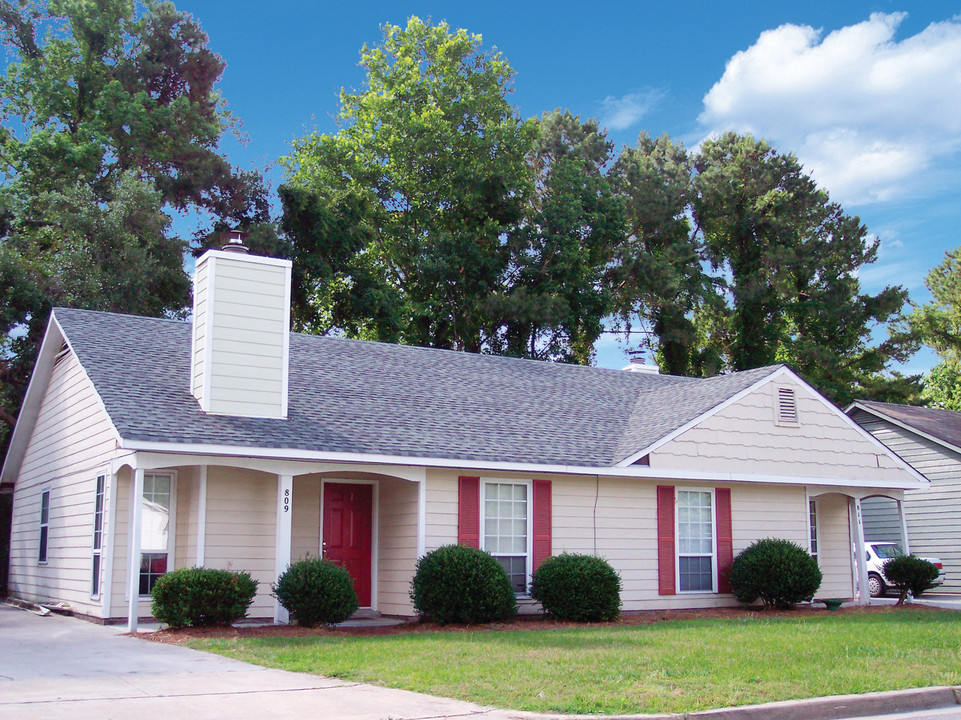 Twinwood in Wilmington, NC - Building Photo