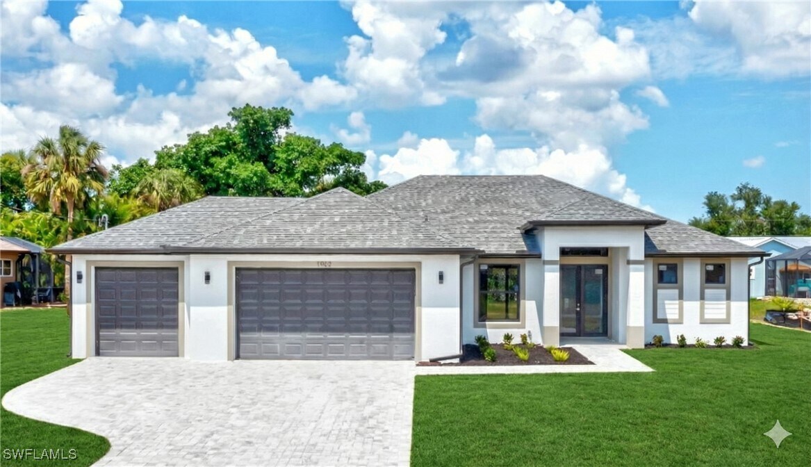 1902 Northwest 28th Ave in Cape Coral, FL - Building Photo