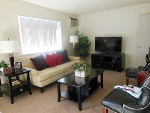 Rancho Terrace Apartments in Rancho Cordova, CA - Building Photo - Interior Photo