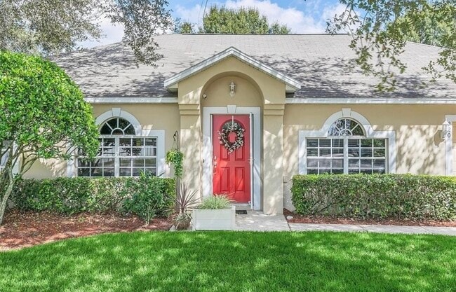 920 Westcliffe Dr in Winter Garden, FL - Foto de edificio - Building Photo