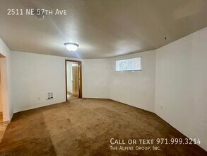 2511 NE 57th Ave in Portland, OR - Building Photo - Building Photo
