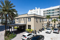 Lombardy Inn in Miami Beach, FL - Foto de edificio - Building Photo