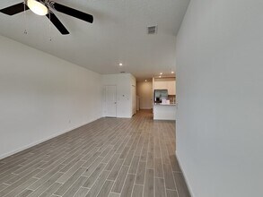2137 Windward Cay Ln in Middleburg, FL - Building Photo - Building Photo