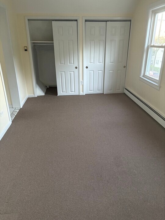 300 Brown Ave in Prospect Park, NJ - Building Photo