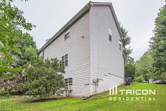 1593 Great Shoals Cir SE in Lawrenceville, GA - Building Photo - Building Photo
