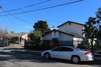 Mark IX Apartments in El Cajon, CA - Building Photo - Building Photo