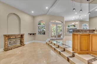 5150 Teesdale Ave in Valley Village, CA - Building Photo - Building Photo