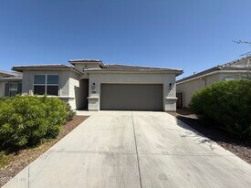 2474 W Sable Ave in Apache Junction, AZ - Building Photo