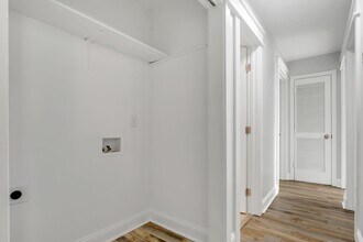 1115 N Woodward Ave in Tallahassee, FL - Building Photo - Building Photo