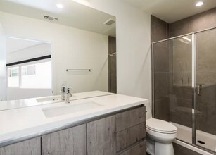 1434 10th St in Santa Monica, CA - Building Photo - Building Photo