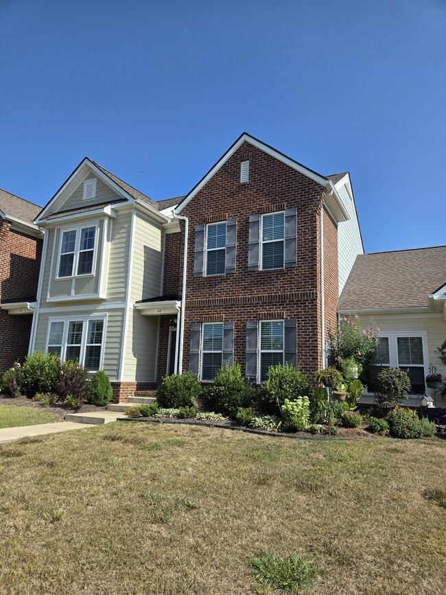 149 Mary Ann Cir in Spring Hill, TN - Building Photo - Building Photo