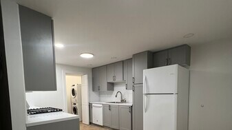 7 Longview Ct in Norwalk, CT - Building Photo