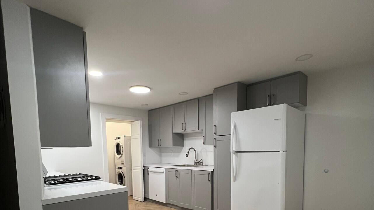 7 Longview Ct in Norwalk, CT - Building Photo