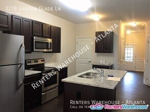 3278 Garden Glade Ln in Lithonia, GA - Building Photo - Building Photo