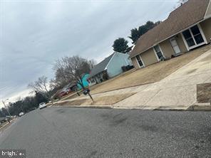 534 Greenbriar Dr in Monroe, NJ - Foto de edificio