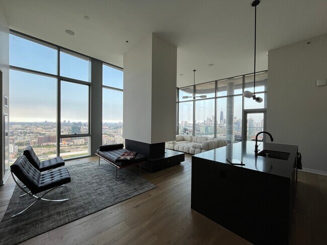 1154 W Fulton Market, Unit 7 in Chicago, IL - Foto de edificio - Building Photo