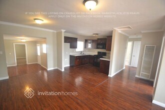 751 E 104th St in Los Angeles, CA - Building Photo - Building Photo