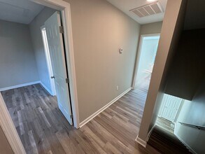 147 Waddell Cir in Oak Ridge, TN - Building Photo - Building Photo