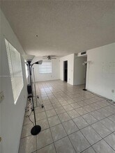 15813 NW 38th Pl in Miami Gardens, FL - Building Photo - Building Photo