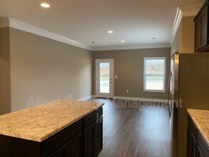 124 Fallberry St in Oak Ridge, TN - Building Photo - Building Photo