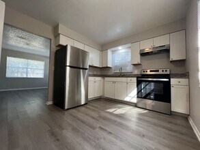 151 Avenue C SE in Winter Haven, FL - Building Photo - Building Photo