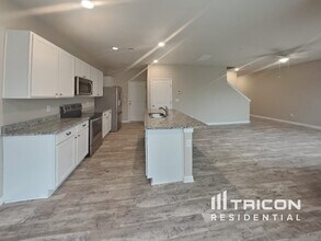 353 Victory Cir in Ashland City, TN - Building Photo - Building Photo