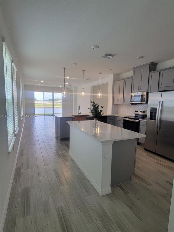 4751 Guinep Ln in Kissimmee, FL - Building Photo - Building Photo