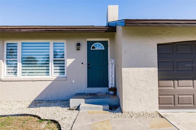 156 Danforth Dr in Port Charlotte, FL - Building Photo - Building Photo