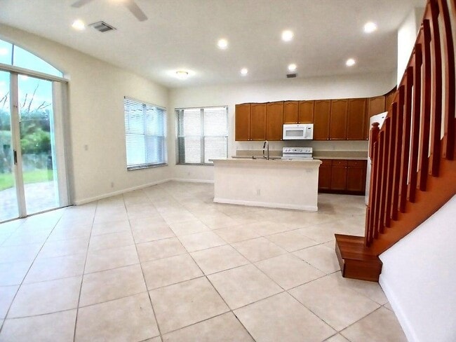 1171 W Magnolia Cir in Delray Beach, FL - Building Photo - Building Photo