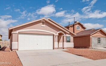14281 Lasso Rock Dr in El Paso, TX - Building Photo - Building Photo