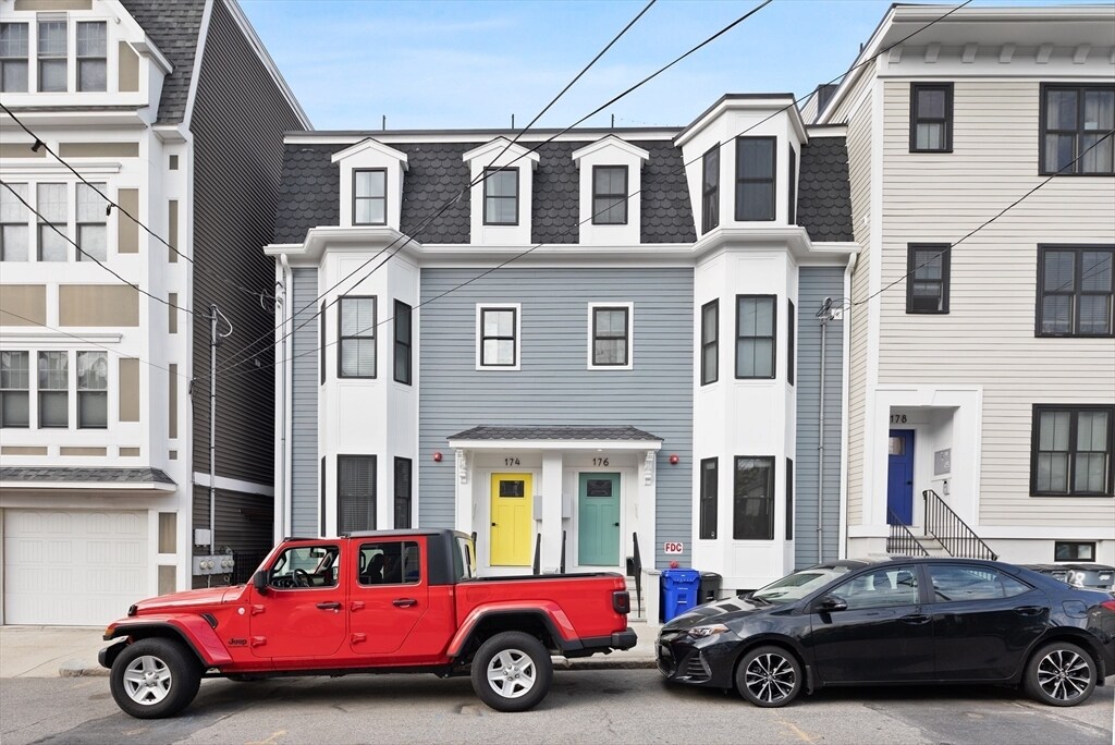 174 W Seventh St-Unit -3 in Boston, MA - Building Photo