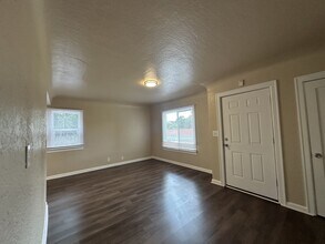 732 Bieber Ave NE in Salem, OR - Building Photo - Building Photo