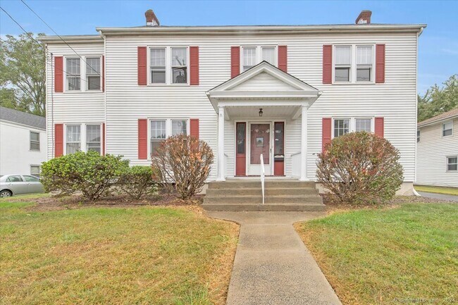 219 Jordan Ln-Unit -2nd Floor in Wethersfield, CT - Building Photo - Building Photo