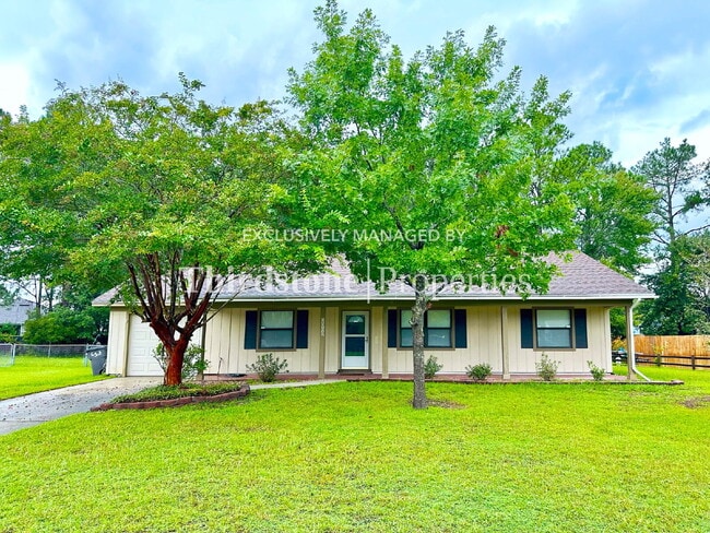 property at 2004 Shadowlawn Dr