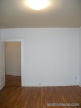 137 Park Dr, Unit 14 in Boston, MA - Building Photo - Building Photo