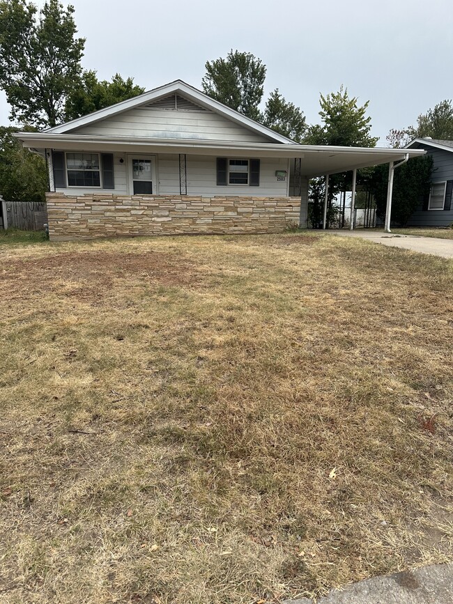 2503 New Hampshire Ave in Joplin, MO - Building Photo - Building Photo