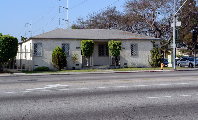 1139 Centinela Ave in Inglewood, CA - Foto de edificio - Building Photo