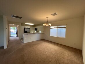 91-1211-1211 Waiemi St in Ewa Beach, HI - Foto de edificio - Building Photo