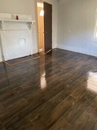 311 River St photo'