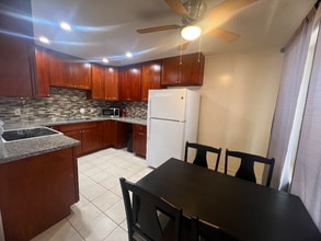 830 Liloa St in Lahaina, HI - Building Photo - Building Photo