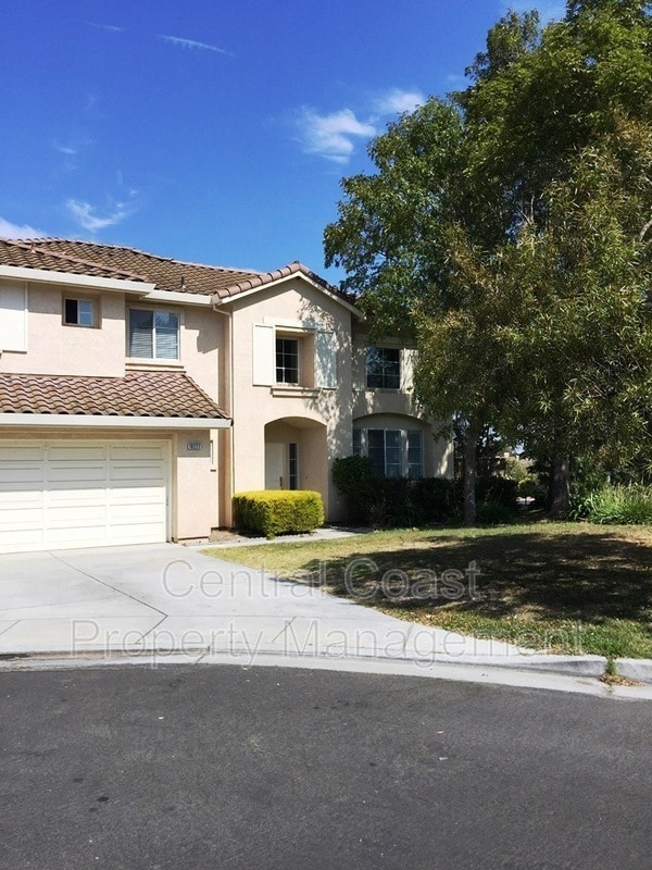 property at 19227 Sunridge Pl