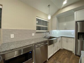 802-804-804 N Broughton St in Sherman, TX - Building Photo - Building Photo