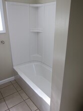 5083 Mellwood Dr in Flint, MI - Building Photo - Building Photo