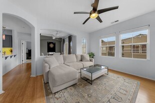 809 Caminito Francisco, Unit 1 in Chula Vista, CA - Building Photo