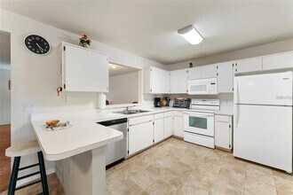 2373 Hounds Trail in Palm Harbor, FL - Building Photo - Building Photo