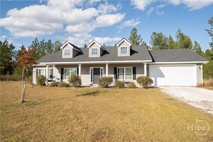 419 Vickers Rd SE in Ludowici, GA - Building Photo